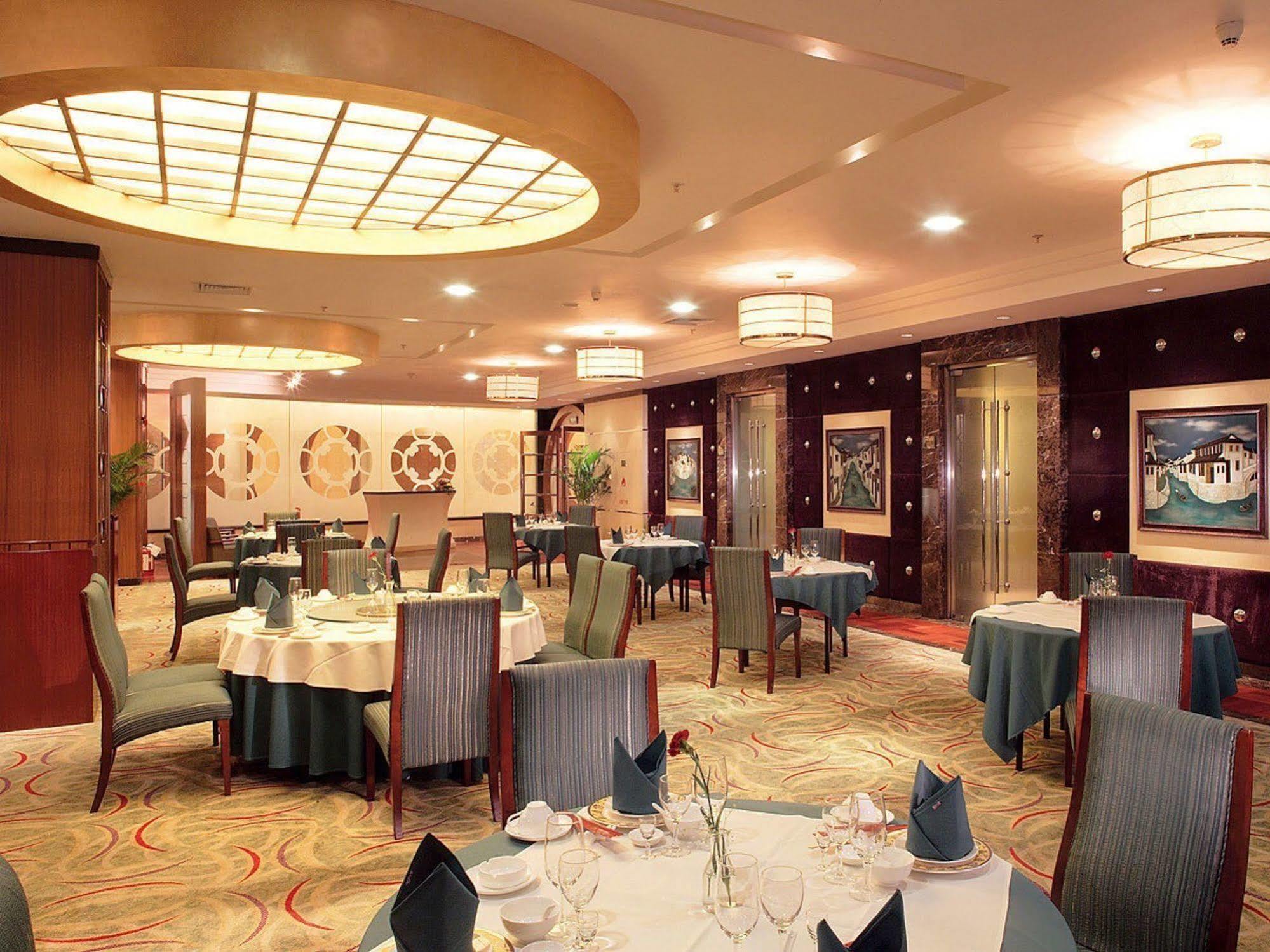 World Trade Hotel Taiyuan エクステリア 写真